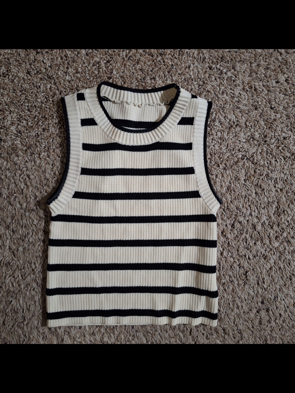 Commense Black White Striped Ribbed Knit Acrylic Cropped Tank Top - Size XS